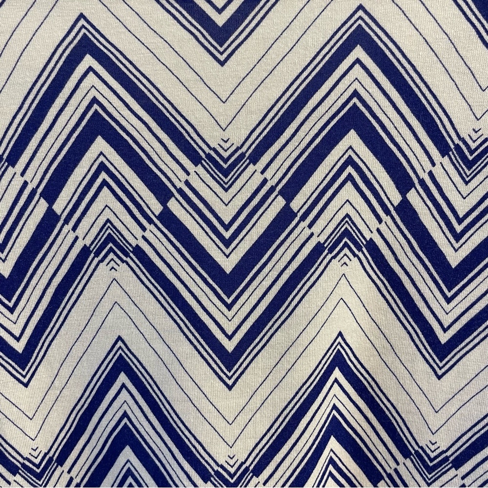 2/$10 Limited white & blue patterned mixed media short sleeve top Sz S - Picture 5 of 5